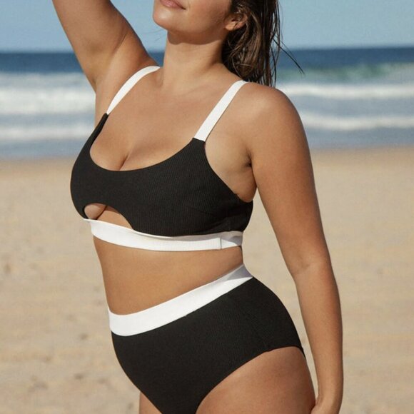 Berlook Contrast Trim Plus Size Bikini Top ONLY 56 - Picture 4 of 10